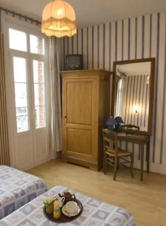 Hotel Le Parisien